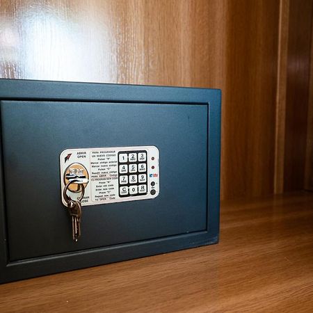 El Sol Sotoserena 2 Bedroom Apartment エステポナ エクステリア 写真