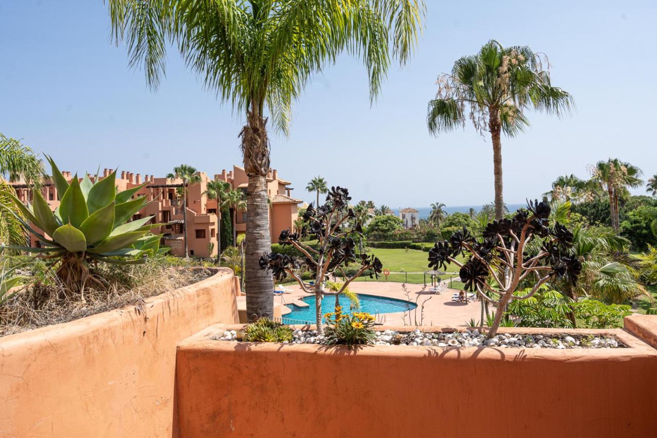 El Sol Sotoserena 2 Bedroom Apartment エステポナ エクステリア 写真