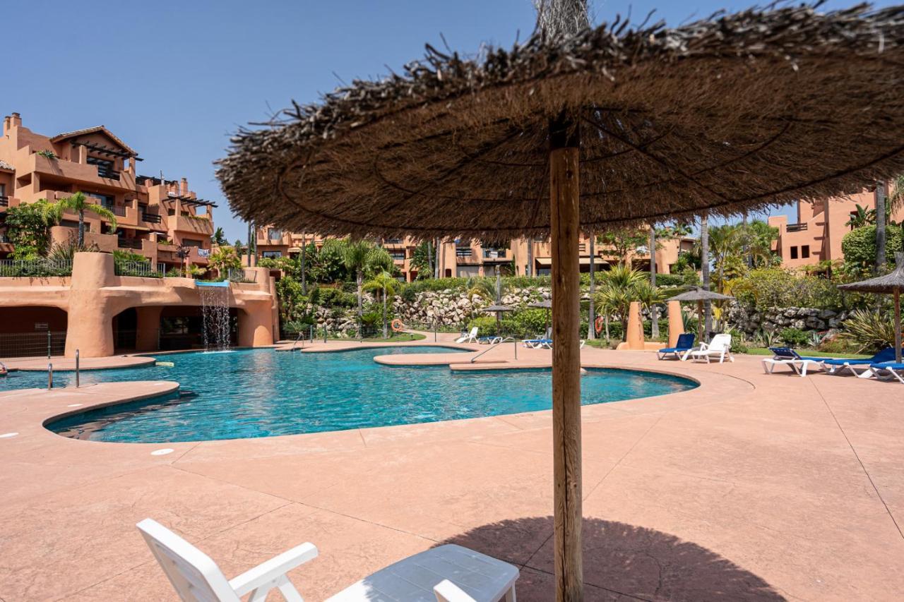 El Sol Sotoserena 2 Bedroom Apartment エステポナ エクステリア 写真