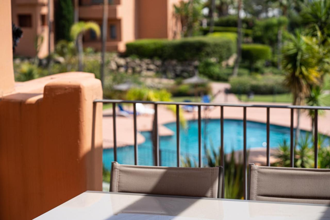 El Sol Sotoserena 2 Bedroom Apartment エステポナ エクステリア 写真