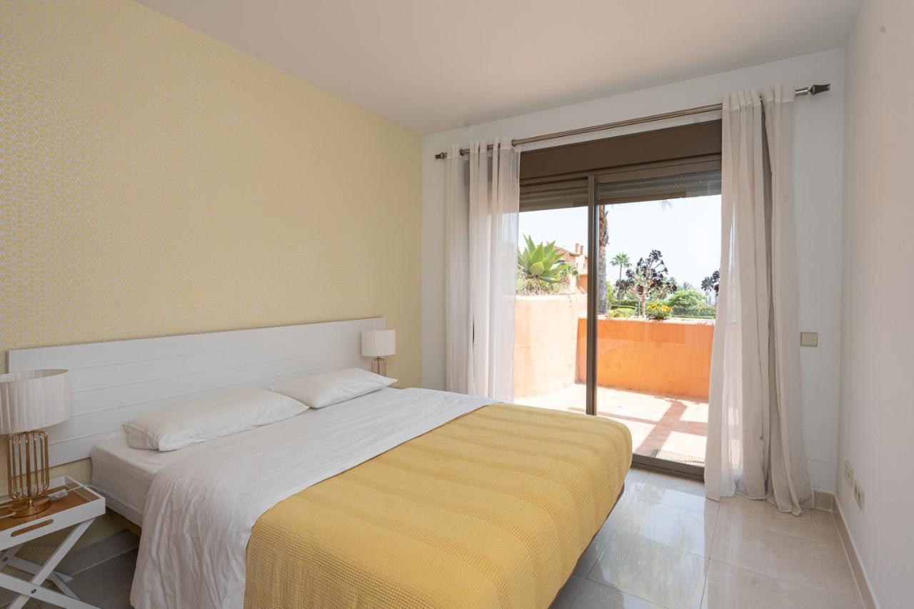 El Sol Sotoserena 2 Bedroom Apartment エステポナ エクステリア 写真